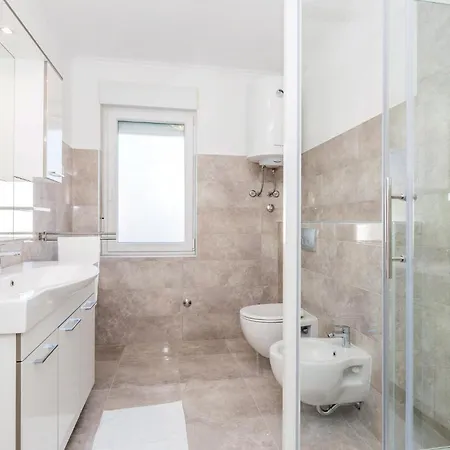 Awesome In With Wifi Apartment Cavle